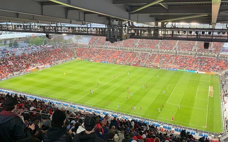 Canada đóng góp 2 SVĐ hiện đại