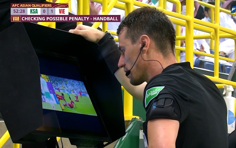 Thời gian check VAR